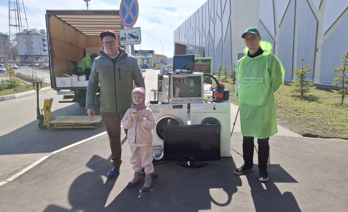 Жители Казани приняли активное участие в экологической акции по сбору вторсырья